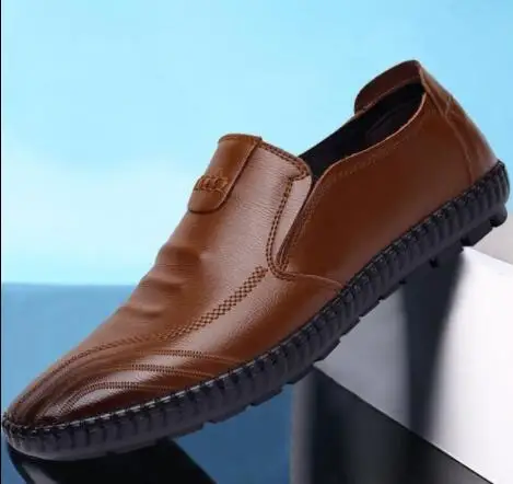 

2019 spring and autumn new high quality fashion casual men's shoes