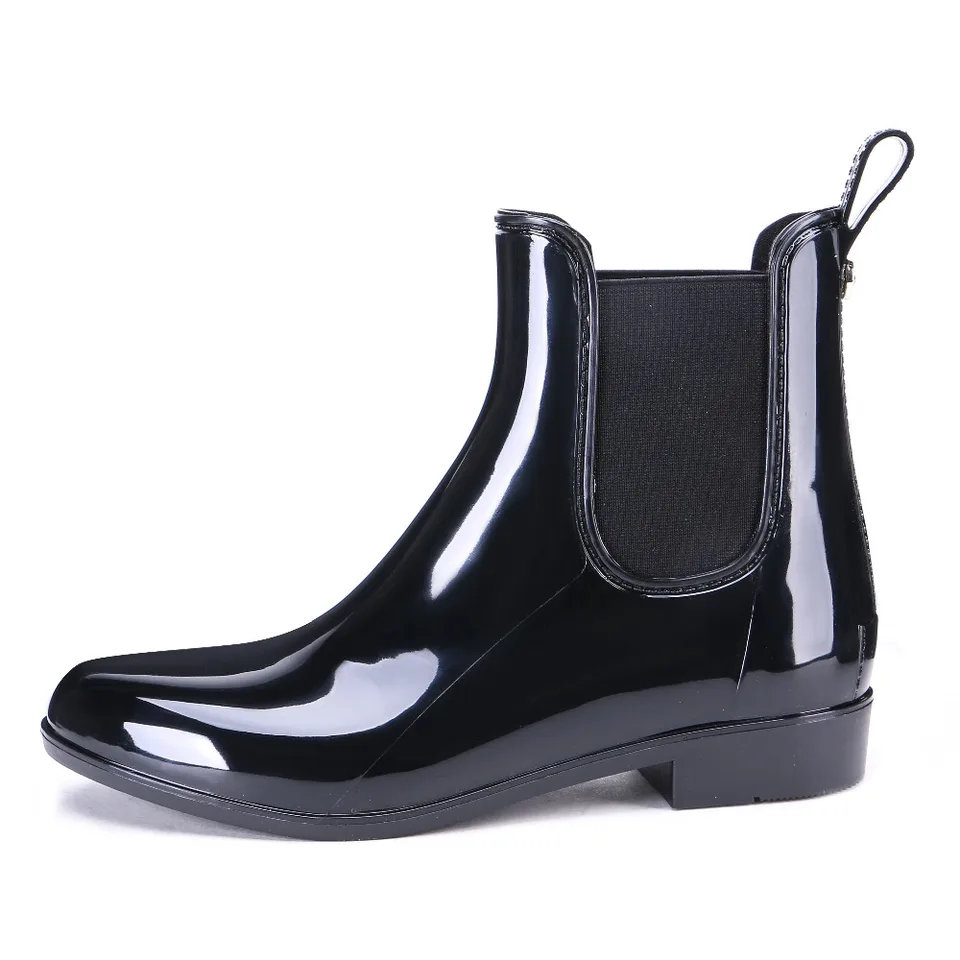 comfortable short rain boots