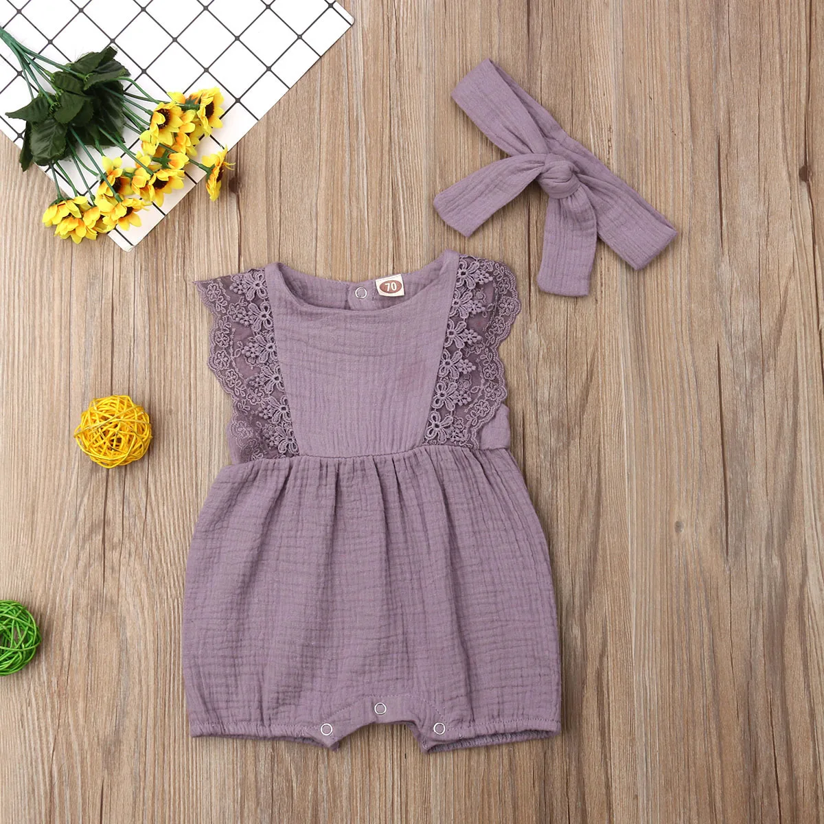 Одежда для новорожденных девочек; Кружевное боди без рукавов; сплошной цвет оборки; Jumosuit; повязка на голову; комплект одежды из 2 предметов - Цвет: Фиолетовый