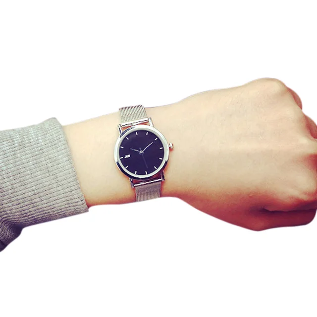Fashion Korean Women Wristwatch Alloy Strap Circular Dial Clock Quartz Watch Cla Fashion Korean Women Wristwatch Alloy Strap Circular Dial Clock Quartz Watch Cla