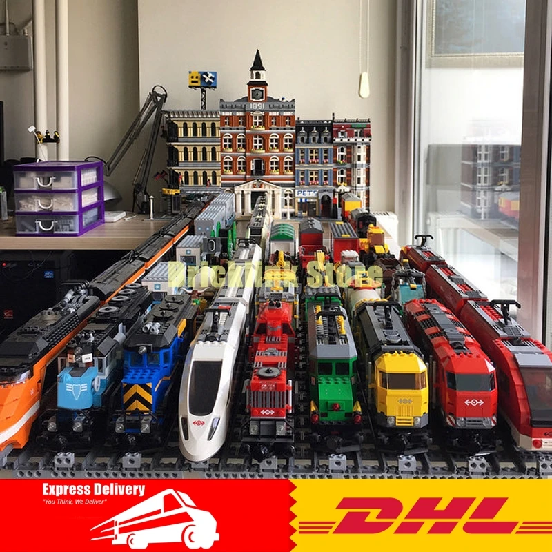 

Lepin Cargo Train Train's Heavy-haul Emerald Night Train Maersk Train 02038 02039 21005 21006 21007 Buillding Blocks Bricks