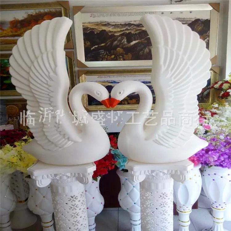 

2 pcs wedding swans wedding decorations