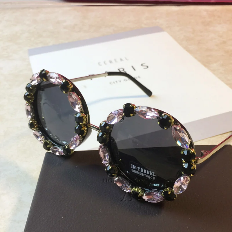 

2019 New Shining Pearl Diamond Sunglasses Women Brand Design Flash Round Shades Female Mirror Sun Glasses Oculos De Sol Lunette