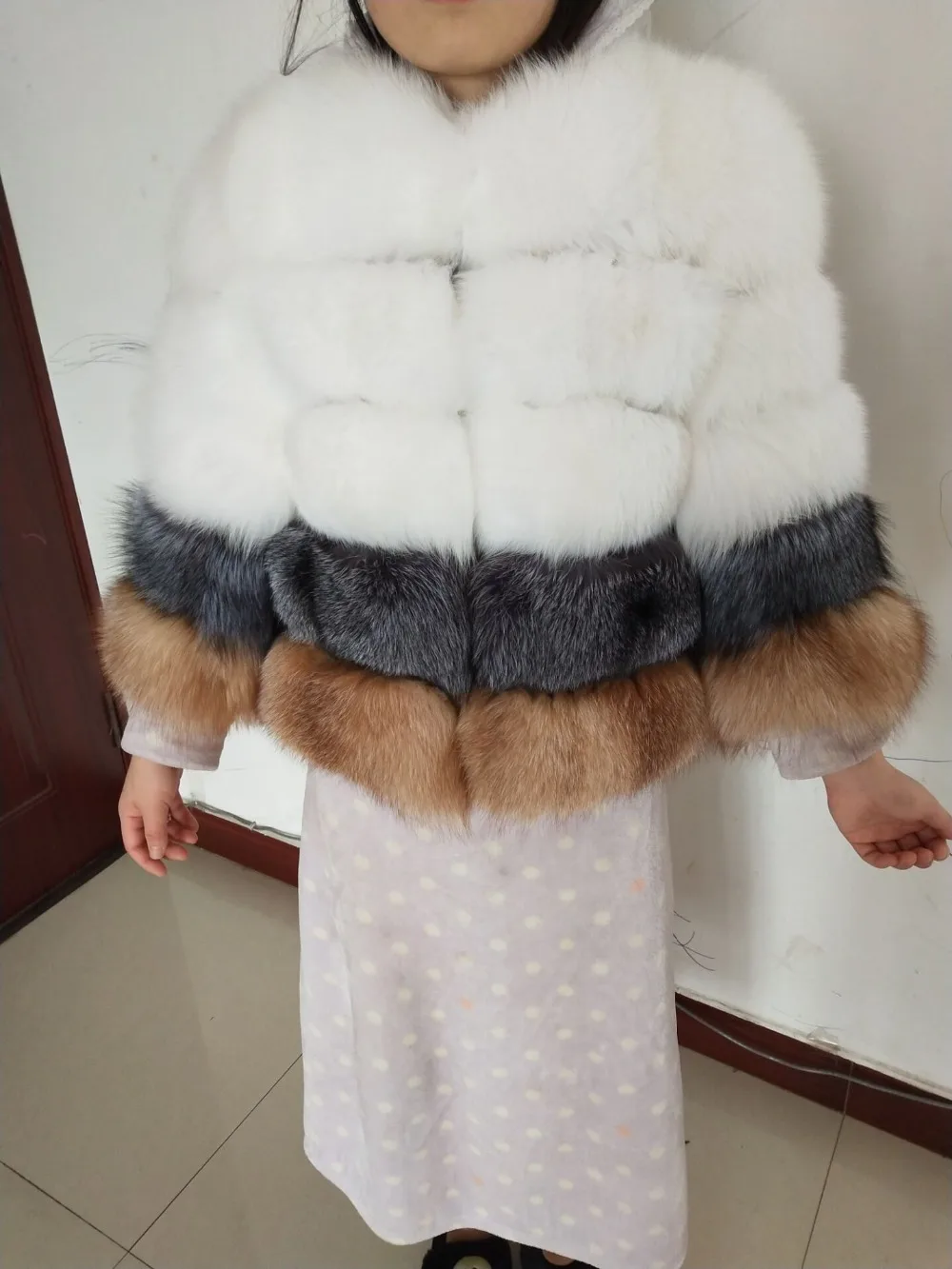 

New Silver Fox Fur Coat Fur Coat Fashion Men and women Striped Fox Fur Coat