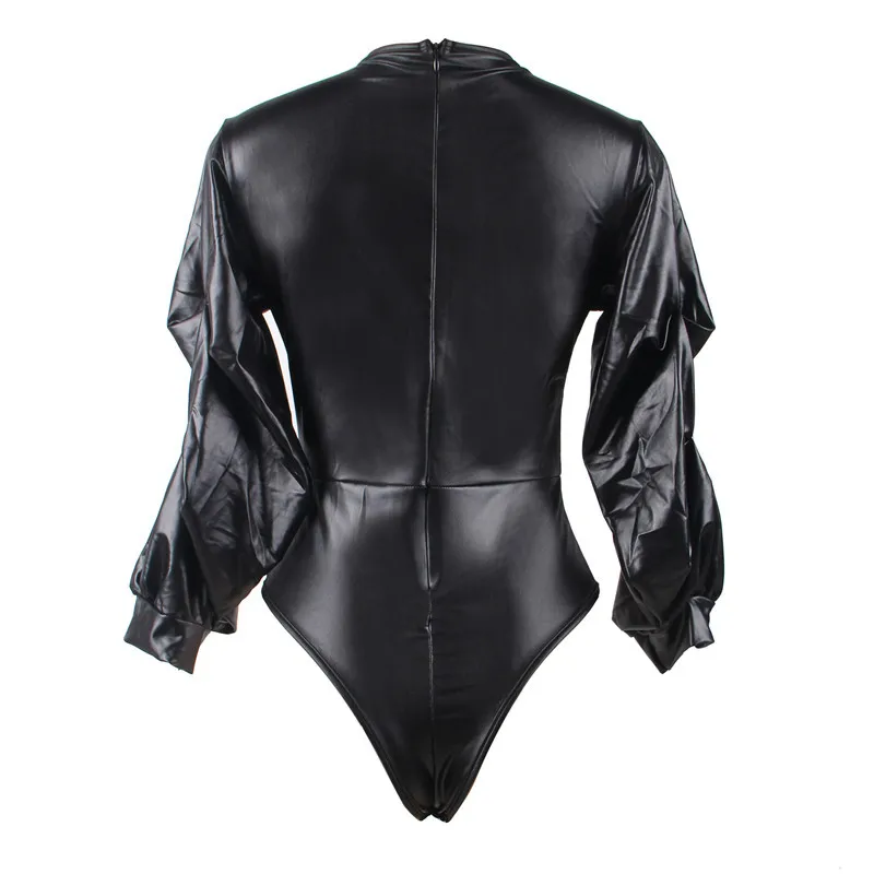 Leather Bodysuit04