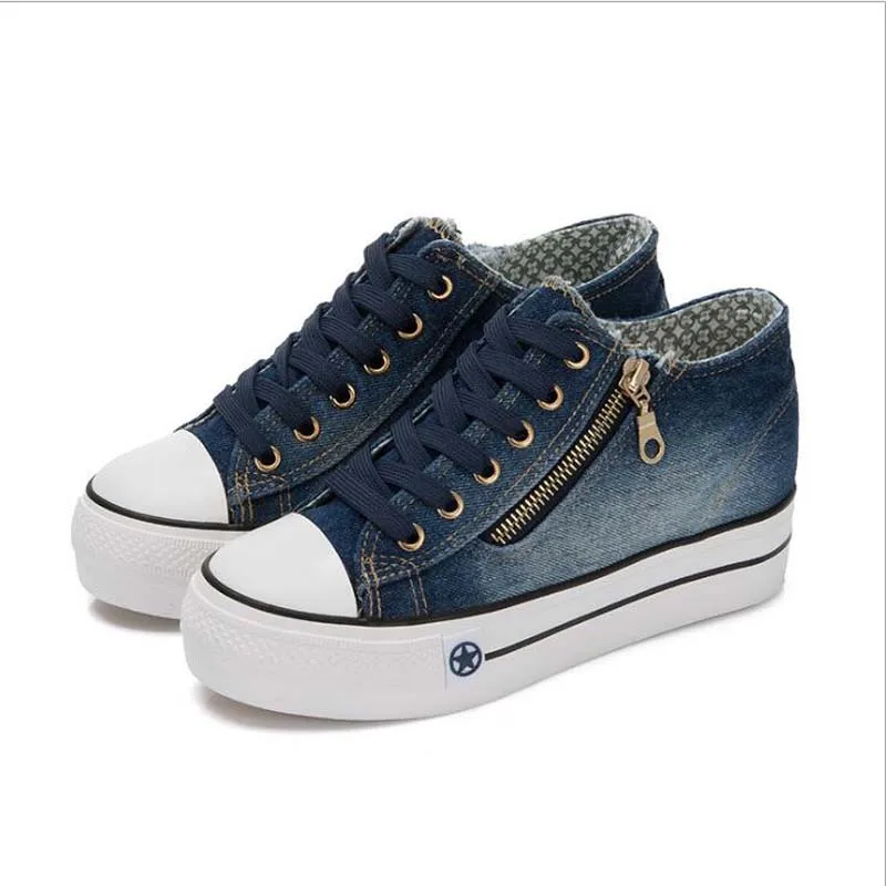 

Women Flat Cartoon Canvas Shoes 2019 Summer White Lace Up Student Board Shoes Ladies Casual Shoes Female Sneakers
