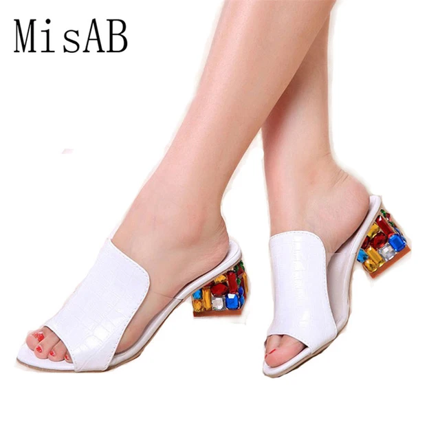 ร้าน รองเท้าผู้หญิง รองเท้าแฟชั่น ออนไลน์