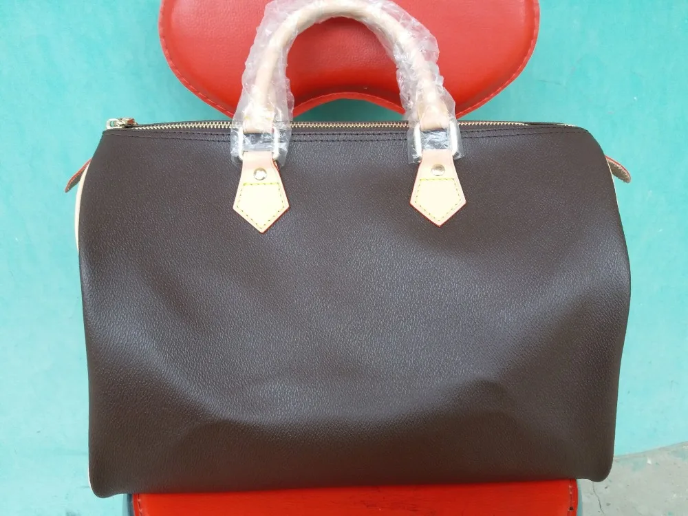 

Hot selling !!! 2017 new fashion high quality women handbag bag speedy bag 30/35cm with starp FREE SHIPPING