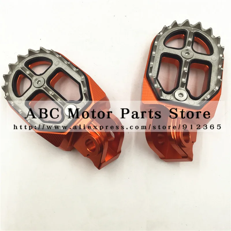 

Billet CNC Foot Pegs Pedals Rests Motorcycle Bike Motocross For 65-990 All Except 690 SX SXF EXC 125 250 300 450 520 525