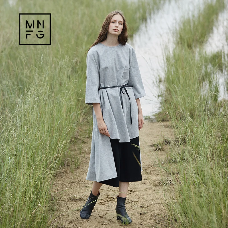 

MNFG by Amii 2018 autumn wool round neck short Dress