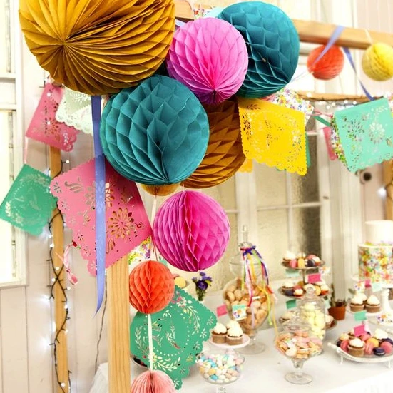 

Free Shipping 8" 20cm Lot of 10pcs Tissue Paper Honeycomb Balls Decorations Honeycomb Paper Decorations Christmas SMC-2001