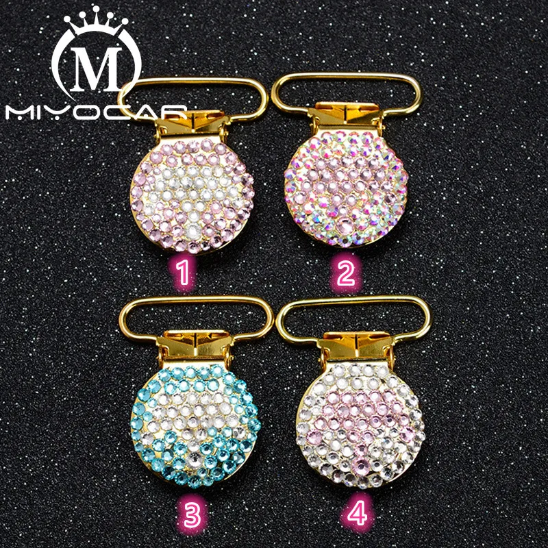 Pcs por Lote Miyocar Projeto Especial Bling Crown Forma Redonda Ouro Clipe Chupeta Titular Bom Qualitysp021 10 5 Estojos e corrente p/ chupetas