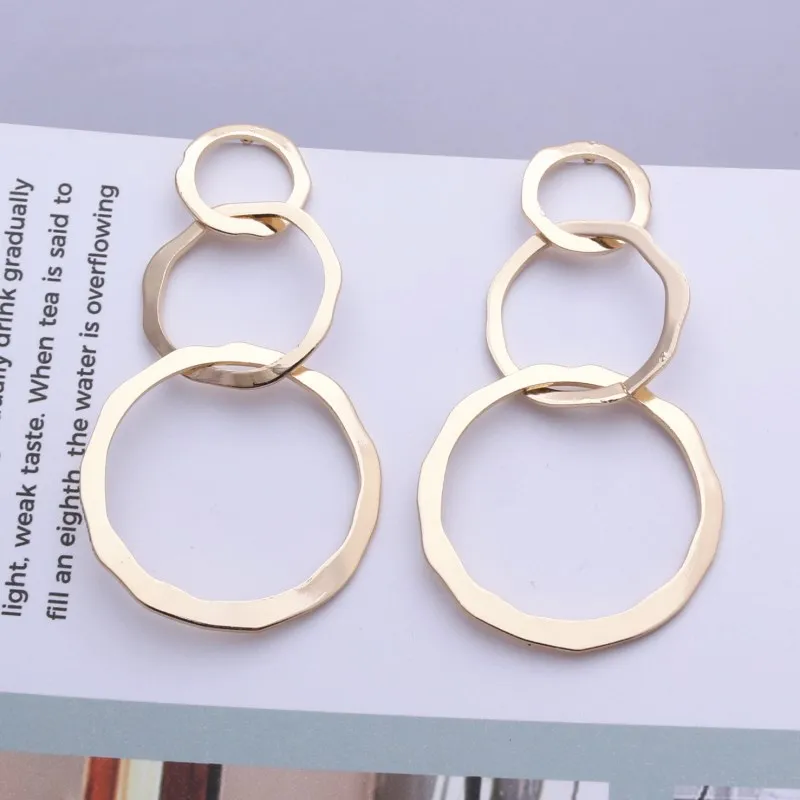 

EK611 New Fashion Vintage Geometric Round Metal Earrings for Women Glossy Hollow 3 Cirlcles Statement Earrings Party Jewelry