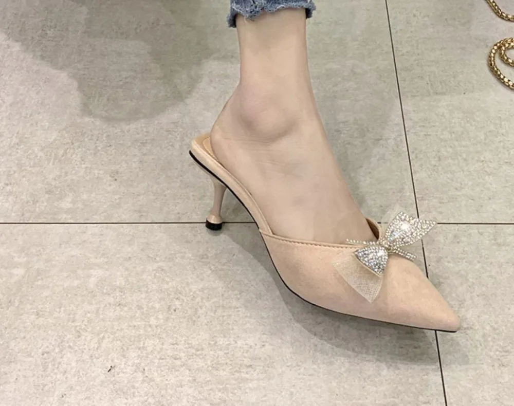 

2019 spring and summer new style pointed bow water diamond fashion women's slippers