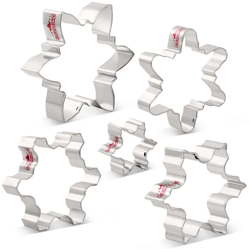 

KENIAO Winter Snowflake Cookie Cutter Set Christmas Fondant Cutters - 5 Various Size and Shape - Biscuit Stainless Steel