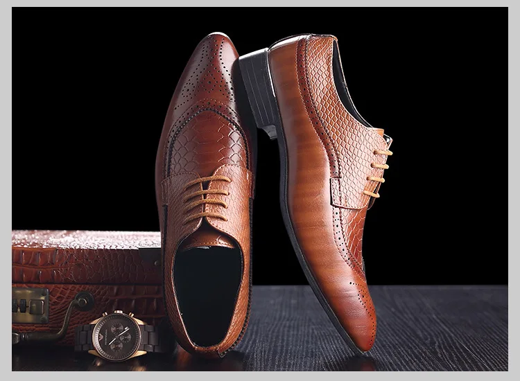 Новое поступление; Мужская обувь с перфорацией типа «броги»; деловая обувь на шнуровке с острым носком; Наивысшее качество; zapatos hombre vestir; Мужские модельные туфли
