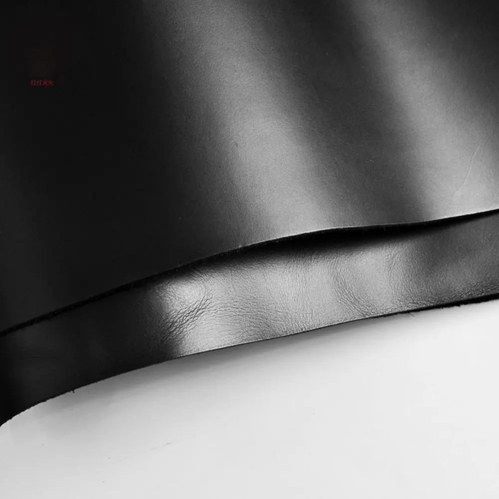 Leather Fabric Leather Material Natural Cowhide thick cow skin leather vegetable tanned leather black color square piece shapes sizes First Layer Full Grain