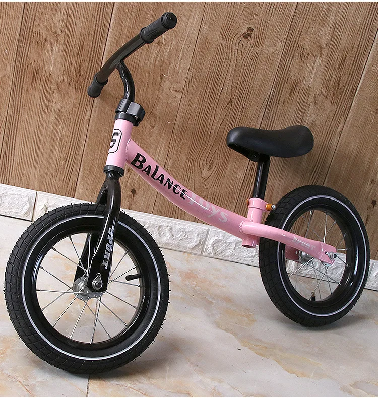 Clearance The new pneumatic tire balance child foot scooter car without a child car walker yo 6