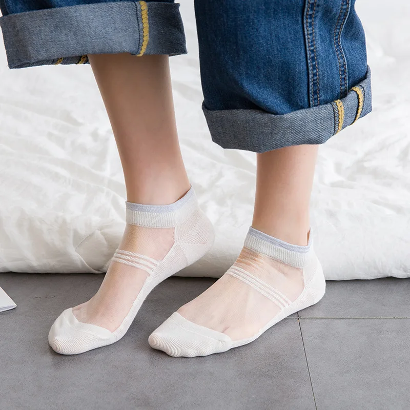 

1 Pair 5 Colors Striped Summer Women Sock Elastic Lace Socks Crystal Lace Short Thin Calcetines Girl Candy Colors Visible Socks