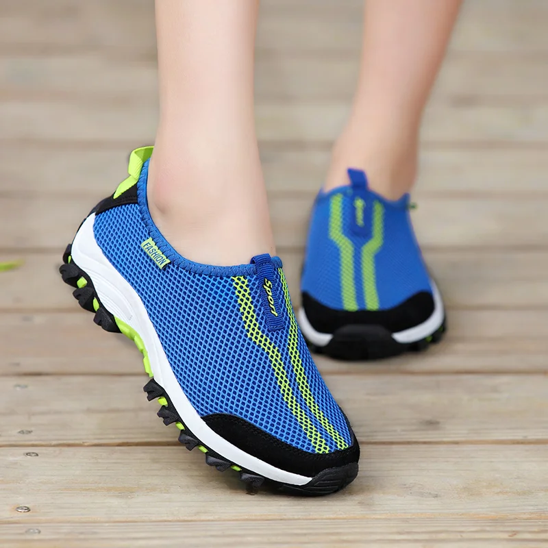 Gongma Slip on Sneakers Men Outdoor Walking Shoes Slip On Breathable Mesh Anti-Slippery Outsole Sports Running Shoe for Couple 