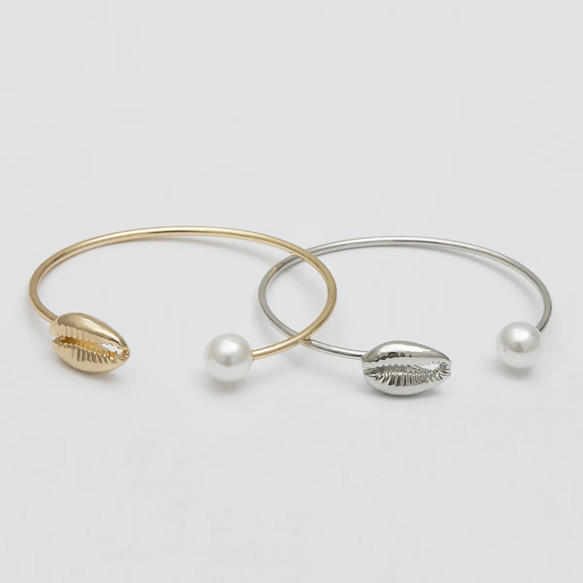 Gold Color Cowrie Shell Bracelets for Women Pearl Beads Charm Cuff Opening Bracelet Bohemian Beach Jewelry Mujer Pulseras bracelet jewelry