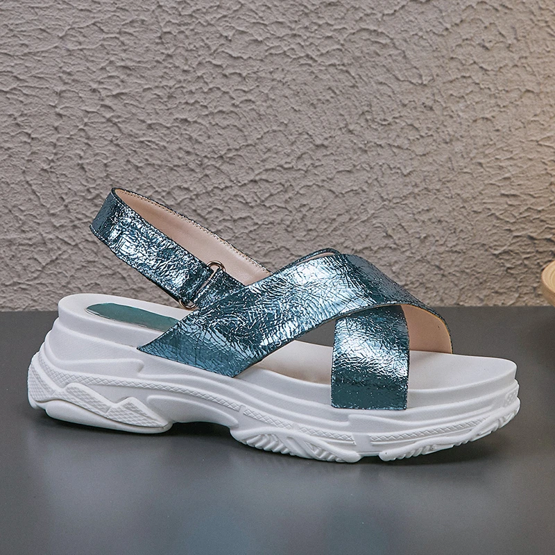 DoraTasia/Новинка года; модные летние сандалии на плоской платформе; женская повседневная обувь из натуральной кожи; женская обувь на танкетке; светильник; летняя пляжная обувь для женщин