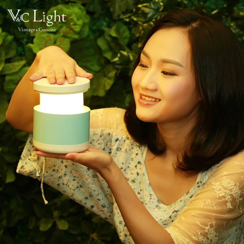 Fonkin Fashion Telescopic USB LED Night Light Touch control Dimmable