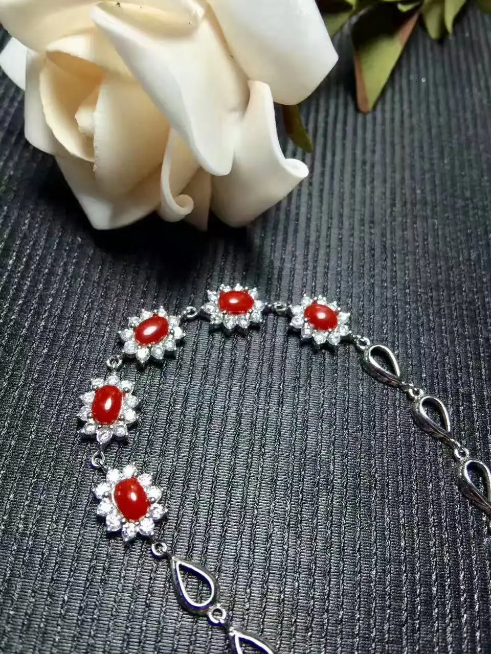  Naturel rouge Bracelet en corail rouge Naturel pierres précieuses Bracelet 925 argent bracelet De M