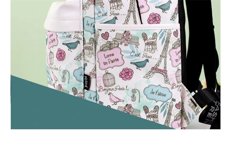 4012643224_2122330461