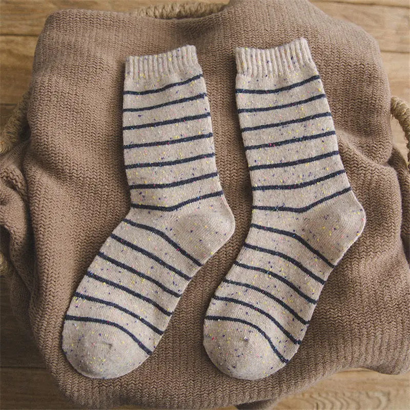 Wool Socks Women Striped Print Point Yarn Keep Warm Mid Socks Soft And Comfortable Thick Casual Lady's Socks Winter