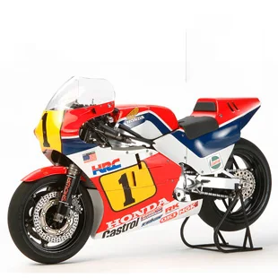 Сборка модели мотоцикла 14063 1/12 Ducati 888 Superbike Racer