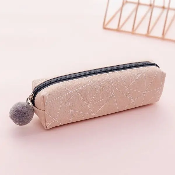 Чехол для карандашей, плюшевый, для девочек, Pensil Estuches Lapices Etui Pennen Hairball Estuche Escolar Kawaii Small Canvas Trousse Scolaire Stylo - Цвет: Pink Triangle