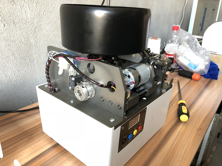 21mm/23mm/25m AUTOMATIC BOBBIN WINDER for Embroidery Machine Industrial Sewing Machine Garment factory Embroidery factory tajima