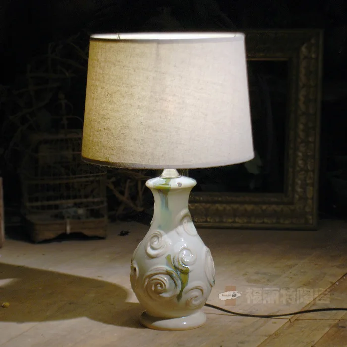 

TUDA 30.5X51cm Free Shipping Ceramic Handcraft Table Lamp European Style Antique Table Lamp Decorative Bedside LED Table Lamp