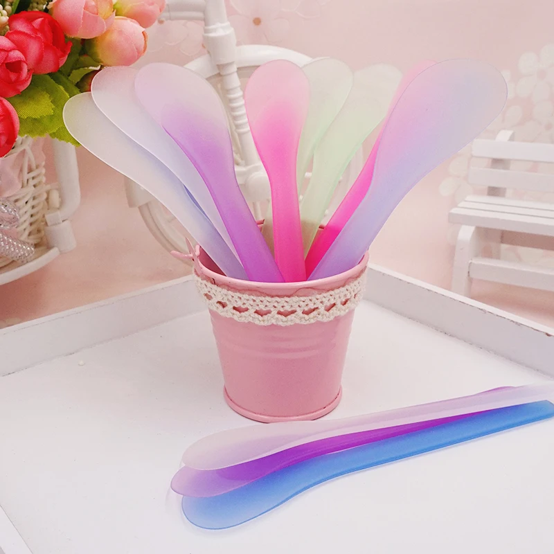 

10PCS/set Plastic Facial Mask Mixing Spatulas Spoon Stick Brush Cosmetic DIY Facial Mask Stick Homemade Makeup Tool Random Color