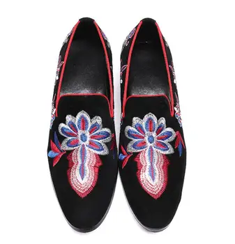 

2019 New blue Vintage Floral Embroidery Men Dress Shoes British Style Suede Leather Men Loafers Party Casual Shoes Slip On 45 46