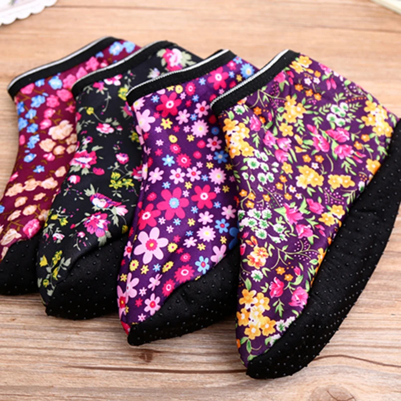 

1pair=2 pieces non-slip fashion Flower women mid-calf length sock Antiskid plus velvet thick soft warm yogo home floor socks