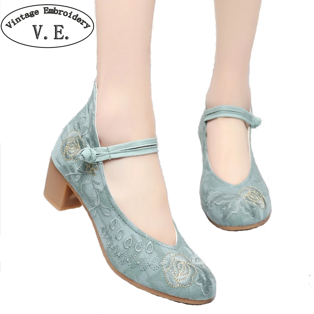 ladies canvas pumps size 7
