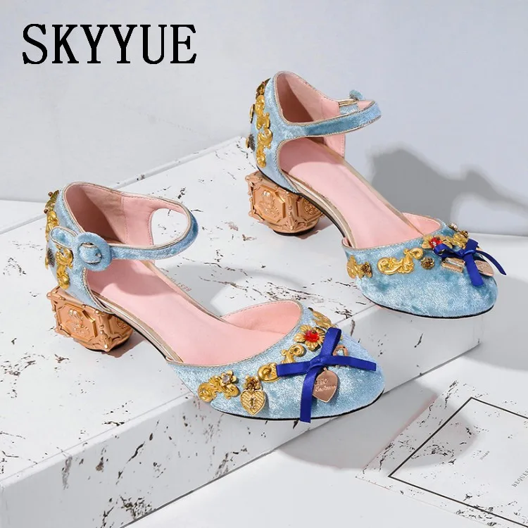 

2018 New Genuine Leather Velvet Jewel Mary Janes Women Summer Pumps Elegant Round Toe Women Square Heel 7.5cm HIgh Heel