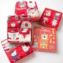 Caramella/Подарочная коробка; рождественские носки для женщин; сезон осень-зима; милые хлопковые носки с рисунком Санта-Клауса и оленя; 4 пар/кор