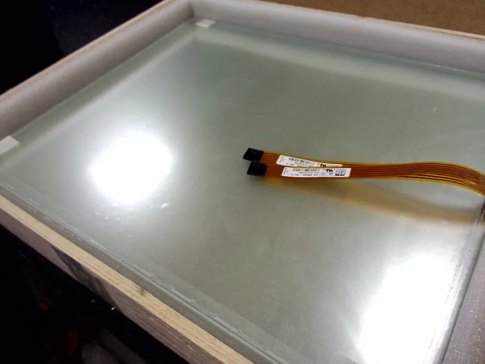 

E156078 SCN-A5-FLT08.4-002-0H1-R ELO Enhanced AccuTouch 5-Wire 8.4 Inch, New and original,Touch Glass Only, FAST SHIPPING