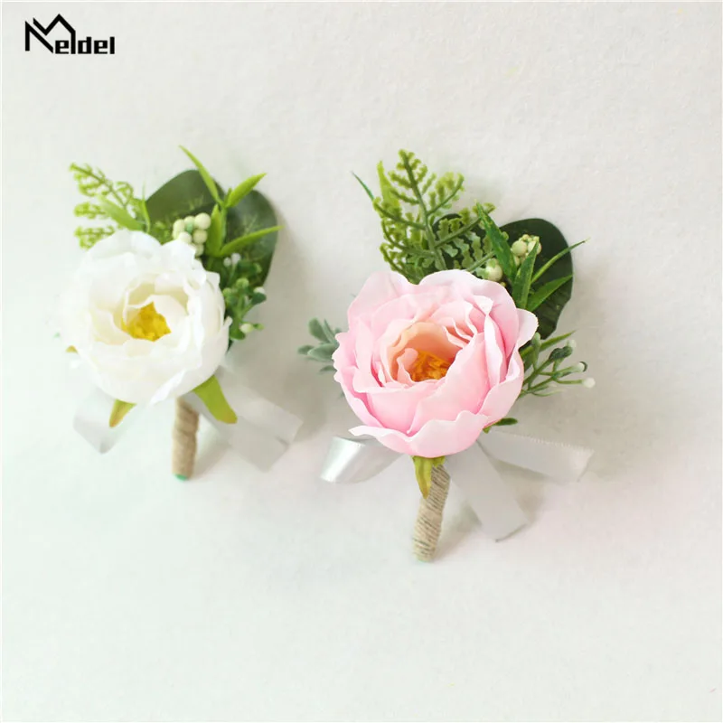 corsage-10