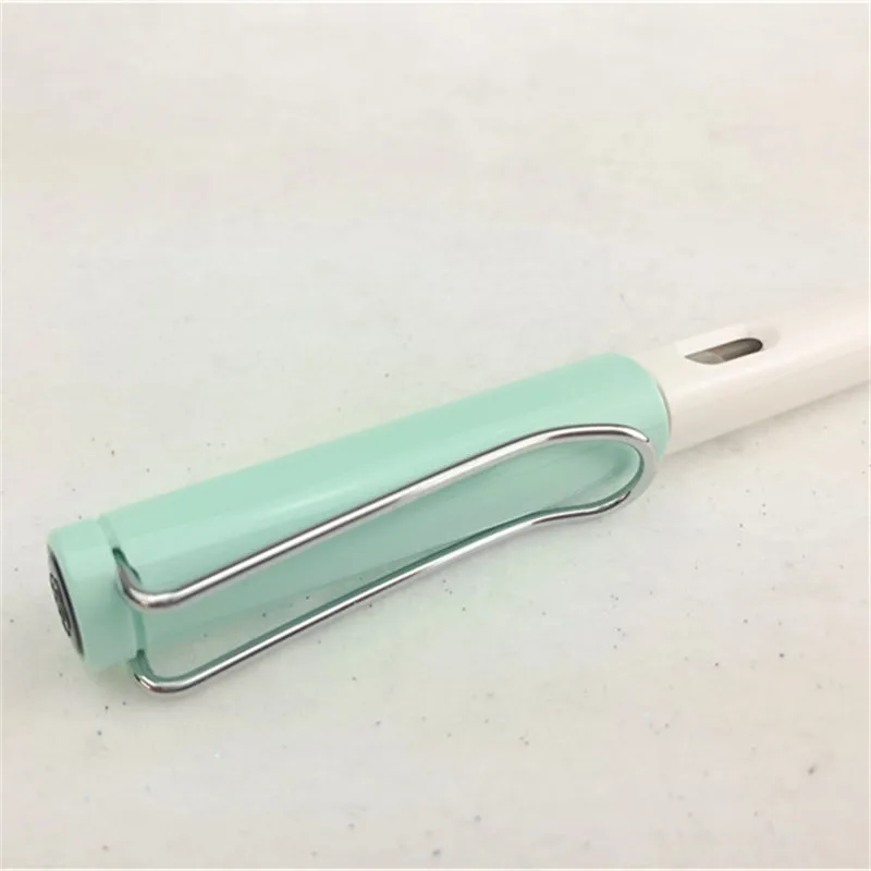 

1pc/lot Hero Fountain Pen Hero 359A EF Nib Papelaria Fountain +2pcs Ink Refills School Supplies Gifts for Students 13.9*1.5cm