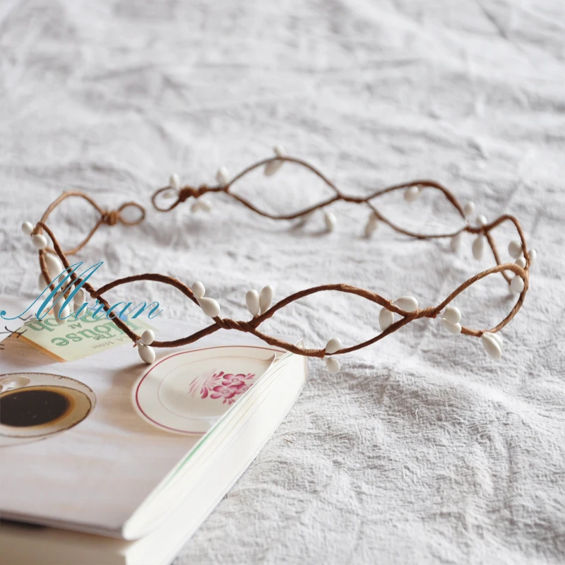 

2017 6PCs Wholesale Handmade Hair Bands Rustic Layer White pip berries Flower Crown Wedding,Party,Prom