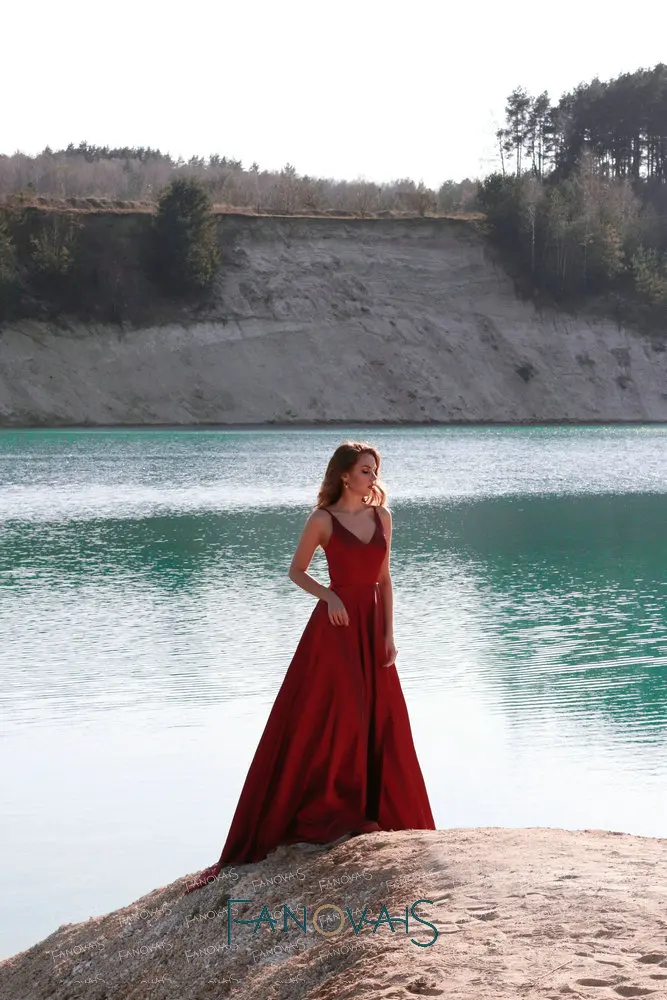 Выпускные платья Burgundy 2019 Длинные Vestidos De Fiesta Largos Elegantes De gala Дешевые Желтый Формальное плюс черный халат с разрезом