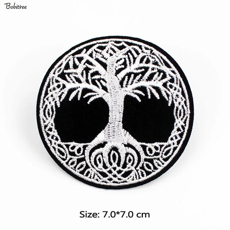 

Round badge Size 7.0*7.0 cm White Trees Embroidered Patches for Clothes Iron on Stickers for Jacket Backpack Badges