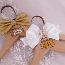 2 шт много пользовательское имя Свадебное предложение Брак День вечерние украшения реквизит для фотосессии платье невеста жених деревянные, на выбор вешалка