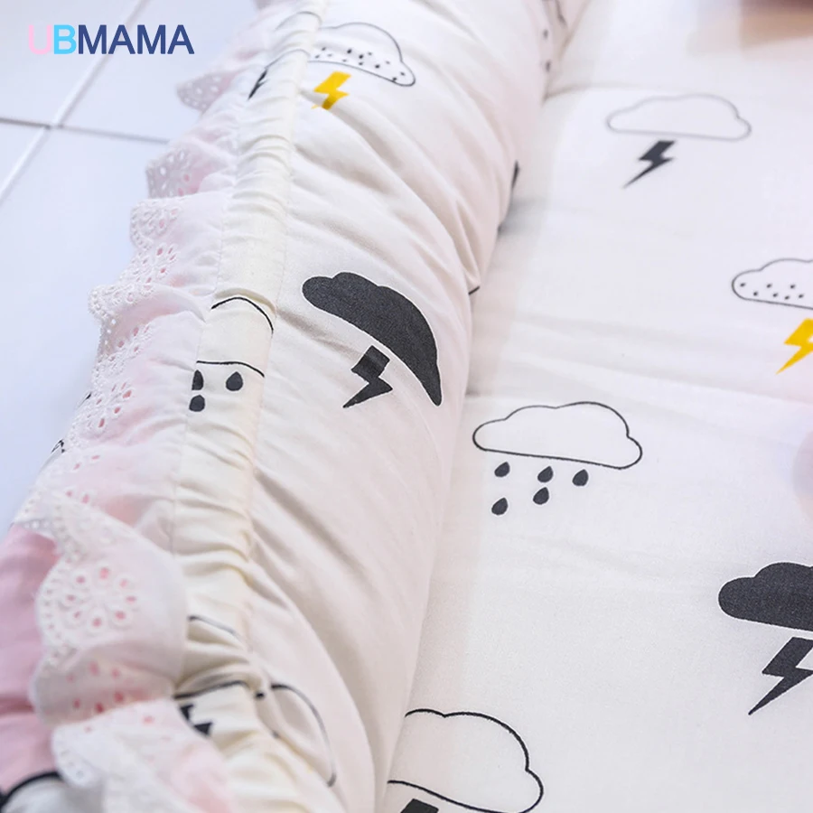 Travel Simple lovely Foldable Pillow Portable stripde Solid baby sleeper cotton Newborn Lace crib and pillow and quilt crib