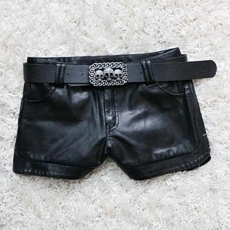 

2018 New Autumn And Winter Europe And The United States Leather Shorts Women Thin Pu Leather Shorts Slim Sexy Leather.