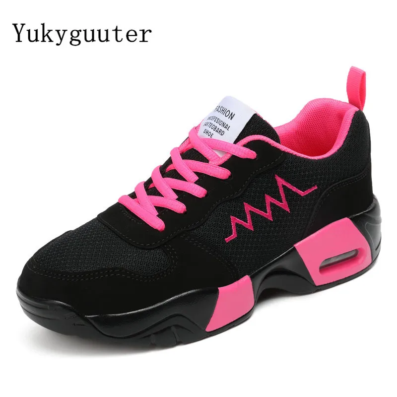 

Sport Running Shoes Woman Outdoor Breathable Comfortable Couple Shoes Lightweight Athletic Mesh Sneakers Women High Quality